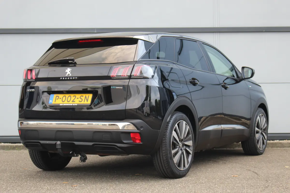 1.6 HYbrid 225 Allure Pack Business | Trekhaak | Stoelverwarming | Camera | Dodehoeksens. | Keyless | Navi | LED | Trekhaak | Stoelverwarming | Camera | Dodehoeksens. | Keyless | Navi | LED 