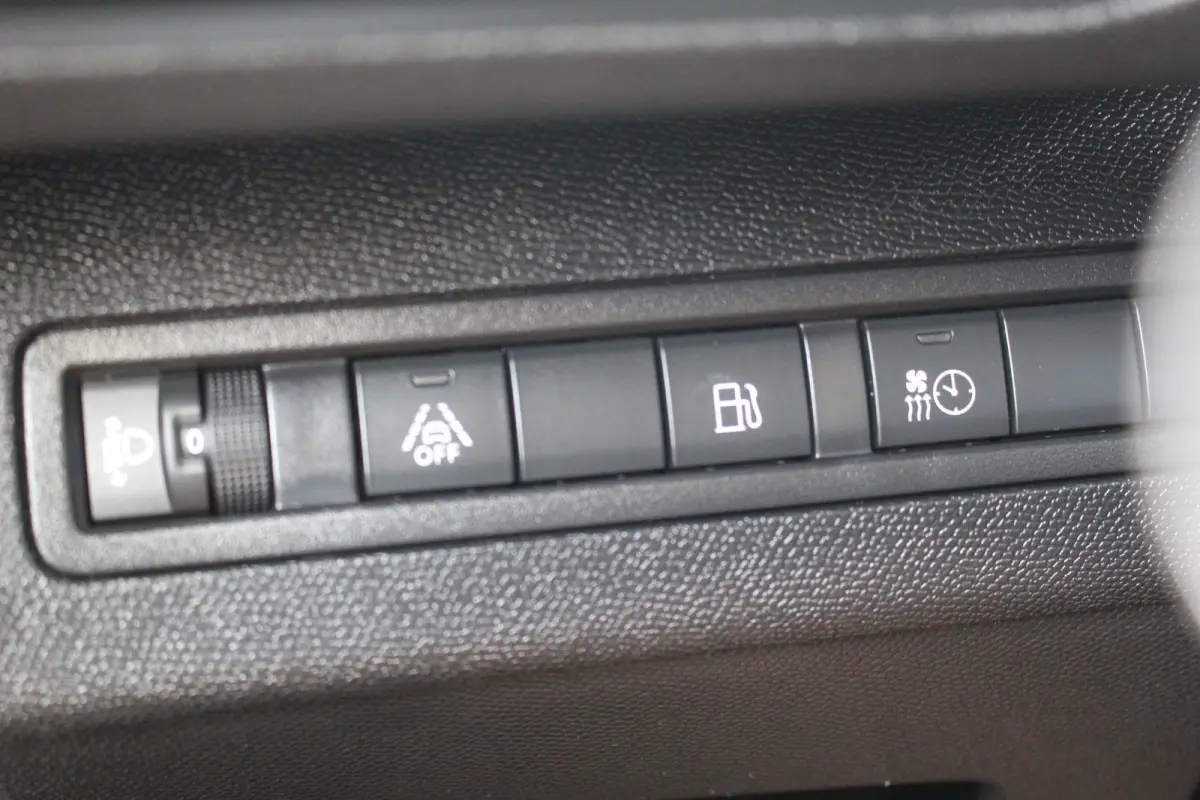 1.6 HYbrid 225 Allure Pack Business | Trekhaak | Stoelverwarming | Camera | Dodehoeksens. | Keyless | Navi | LED | Trekhaak | Stoelverwarming | Camera | Dodehoeksens. | Keyless | Navi | LED 