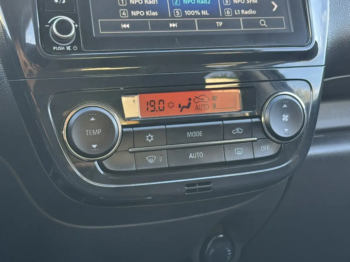 1.2 Dynamic Automaat Camera Carplay DAB radio Dealer onderhouden