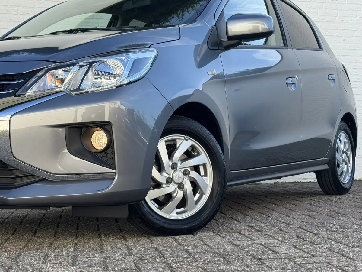 1.2 Dynamic Automaat Camera Carplay DAB radio Dealer onderhouden