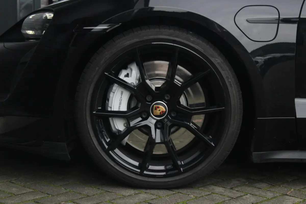 Turbo 93 kWh | Passenger Displ. | Sportchrono | Pano | SOH 91%