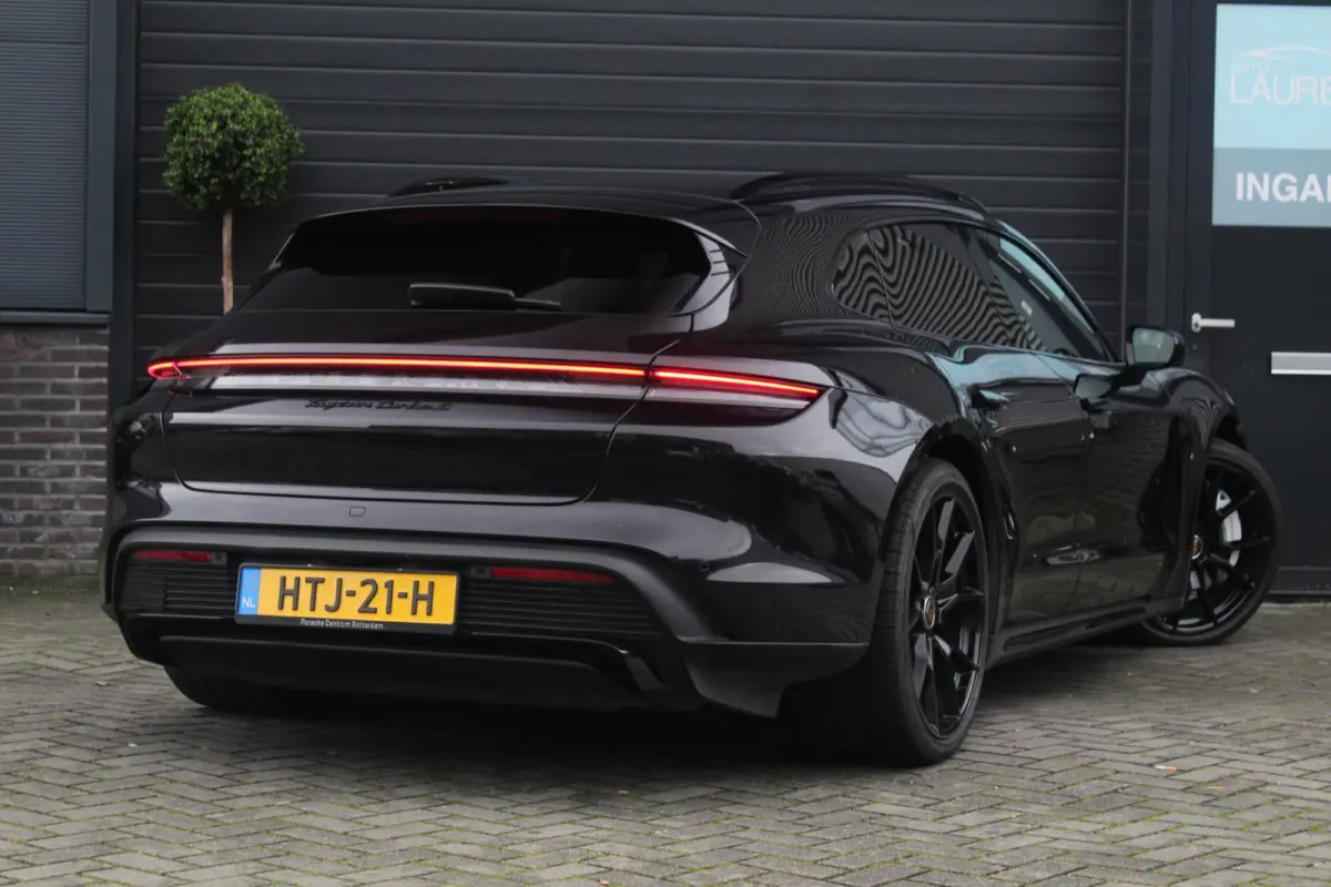 Turbo 93 kWh | Passenger Displ. | Sportchrono | Pano | SOH 91%