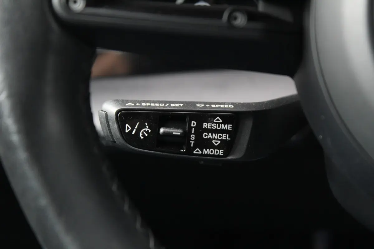 Turbo 93 kWh | Passenger Displ. | Sportchrono | Pano | SOH 91%