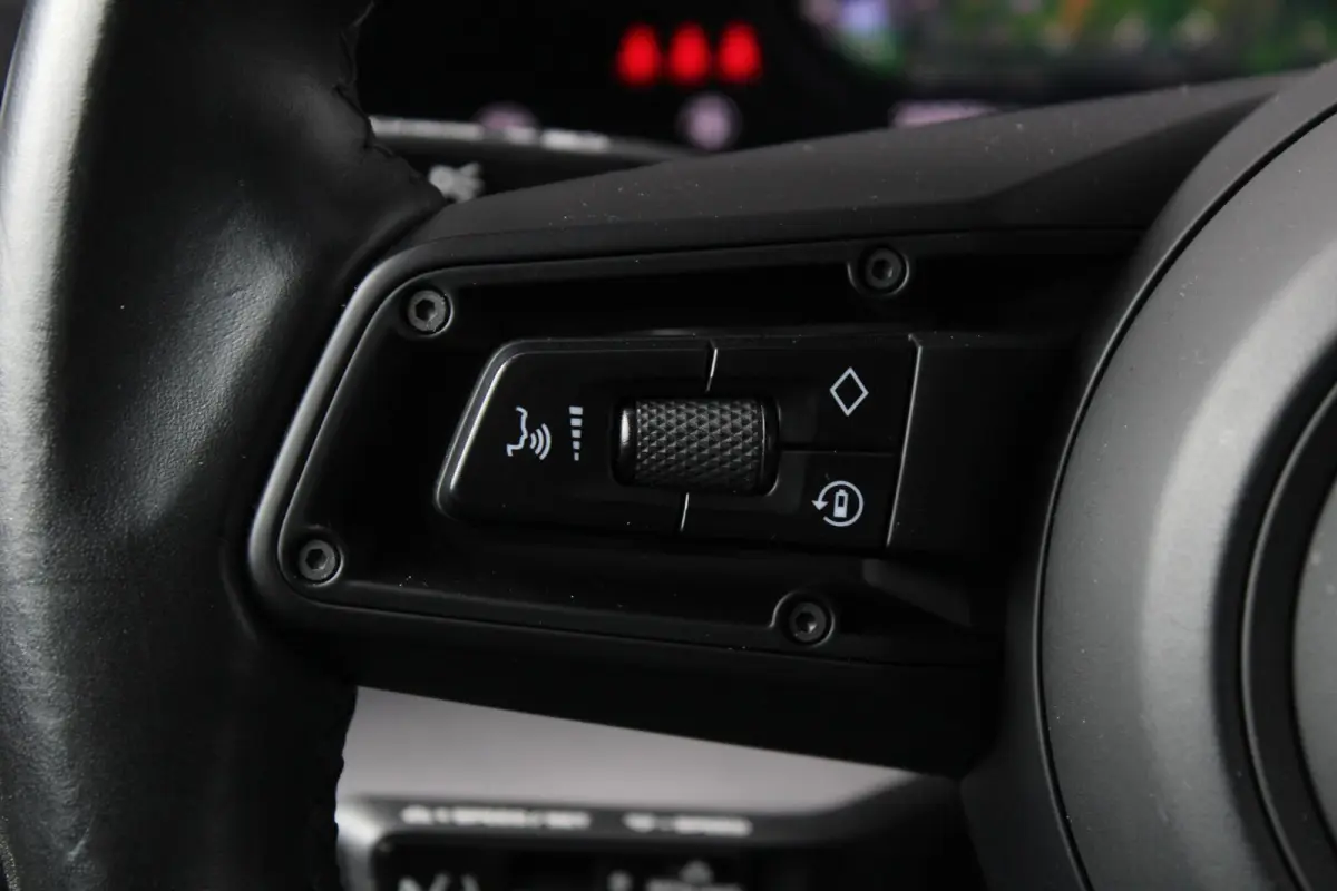 Turbo 93 kWh | Passenger Displ. | Sportchrono | Pano | SOH 91%