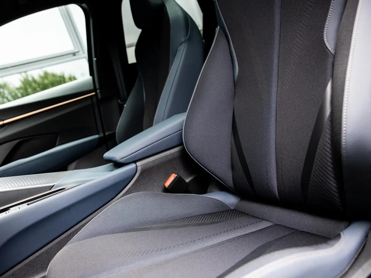 1.5 TSI e-Hybrid Essential | DEMO| Panoramadak | Stoel-Stuurverwarming | Virtual Cockpit | Achteruitrijcamera | Half-Leder | Climate Control | 19" Lichtmetalen Velgen | BTW Auto |