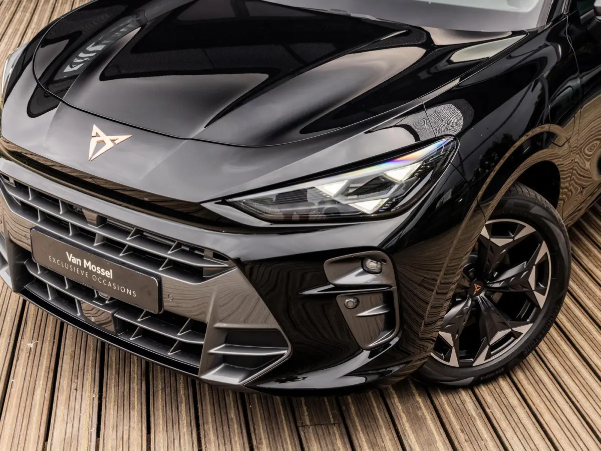 1.5 TSI e-Hybrid Essential | DEMO| Panoramadak | Stoel-Stuurverwarming | Virtual Cockpit | Achteruitrijcamera | Half-Leder | Climate Control | 19" Lichtmetalen Velgen | BTW Auto |
