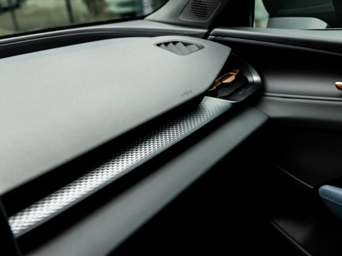 1.5 TSI e-Hybrid Essential | DEMO| Panoramadak | Stoel-Stuurverwarming | Virtual Cockpit | Achteruitrijcamera | Half-Leder | Climate Control | 19" Lichtmetalen Velgen | BTW Auto |
