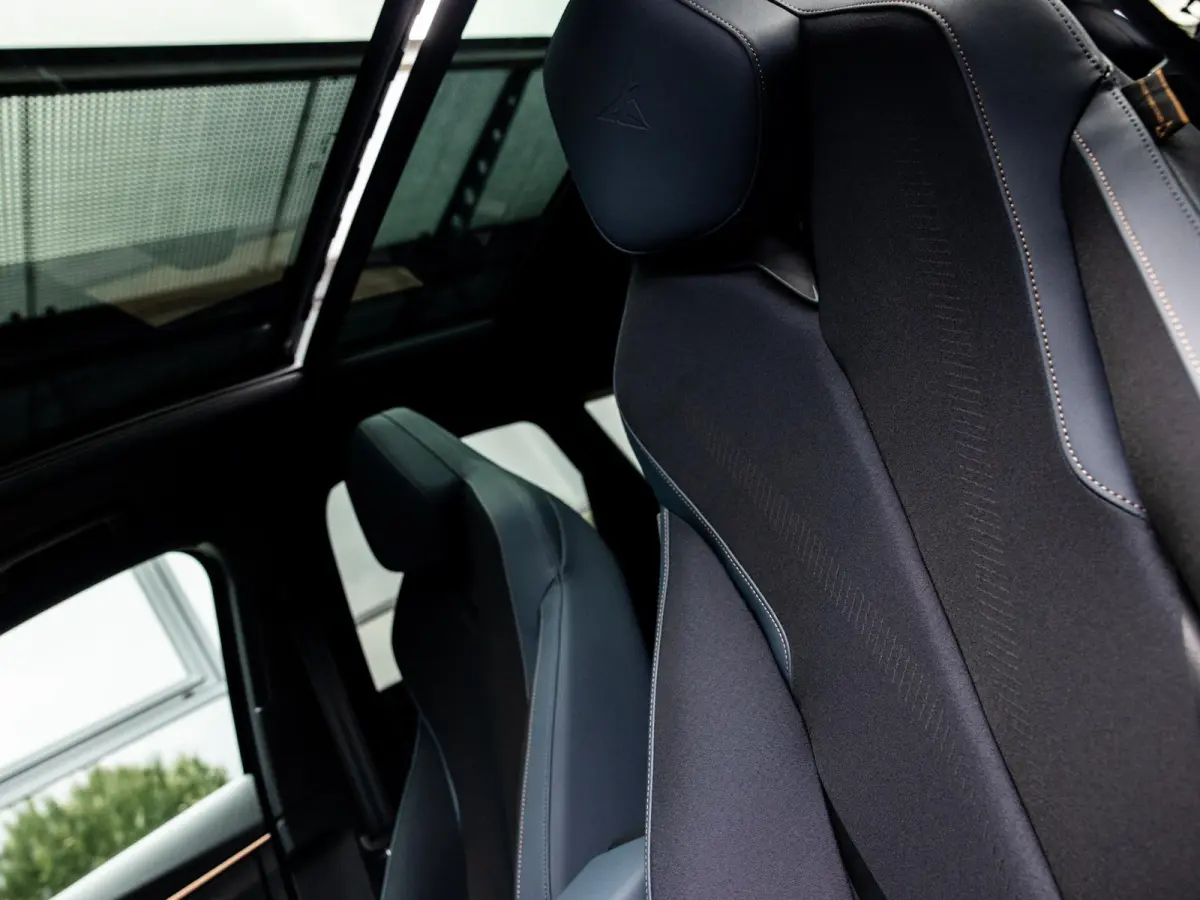 1.5 TSI e-Hybrid Essential | DEMO| Panoramadak | Stoel-Stuurverwarming | Virtual Cockpit | Achteruitrijcamera | Half-Leder | Climate Control | 19" Lichtmetalen Velgen | BTW Auto |