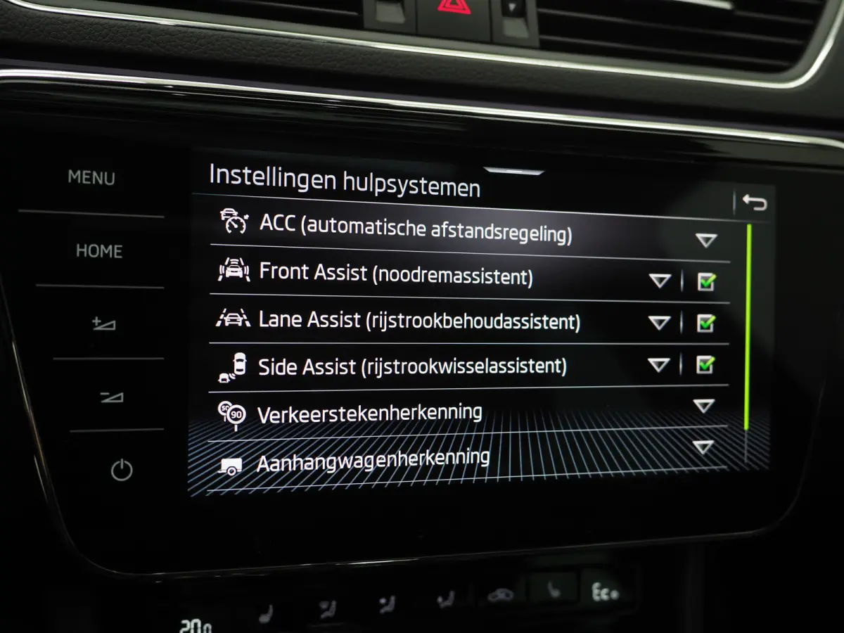 1.4 TSI iV Laurin & Klement | Panoramadak | Leder | Trekhaak | Massage | 360 | Canton | Memory | Carplay