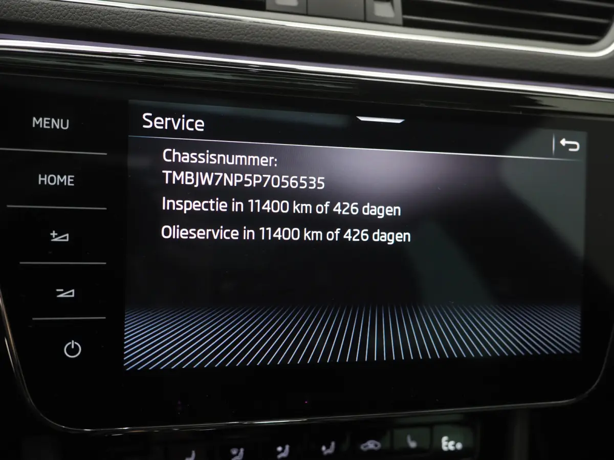 1.4 TSI iV Laurin & Klement | Panoramadak | Leder | Trekhaak | Massage | 360 | Canton | Memory | Carplay