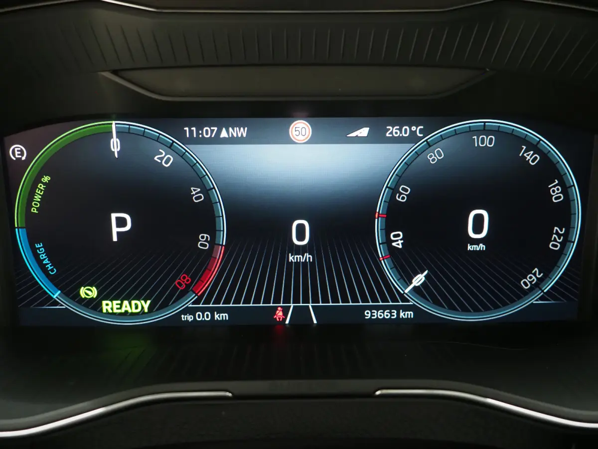 1.4 TSI iV Laurin & Klement | Panoramadak | Leder | Trekhaak | Massage | 360 | Canton | Memory | Carplay