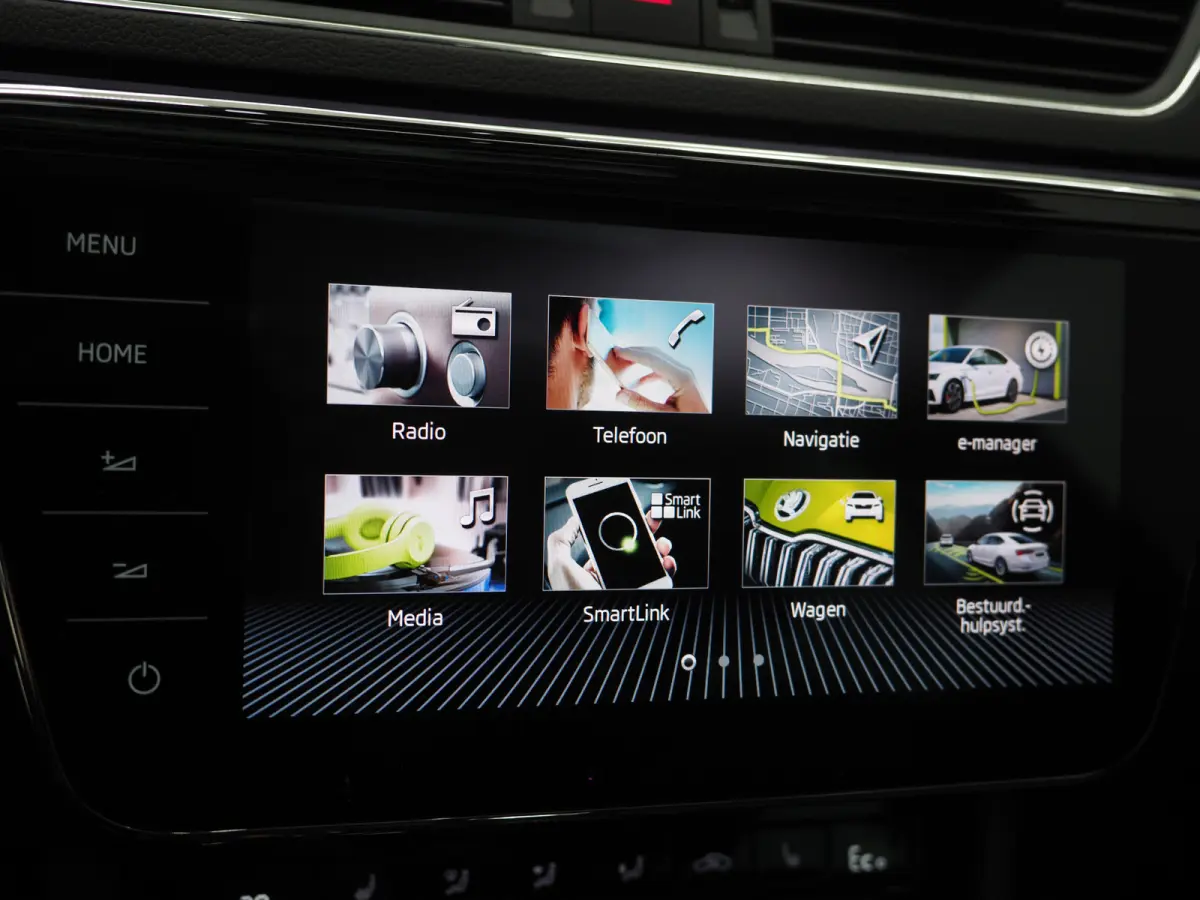 1.4 TSI iV Laurin & Klement | Panoramadak | Leder | Trekhaak | Massage | 360 | Canton | Memory | Carplay