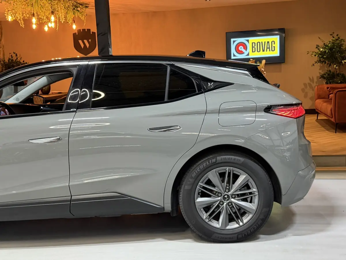 E-Tense 220PK SOH 95% |Trekhaak|Plug-in Hybrid|Trekhaak|CarPlay|Leder|ADAS|Garantie|Rijklaar