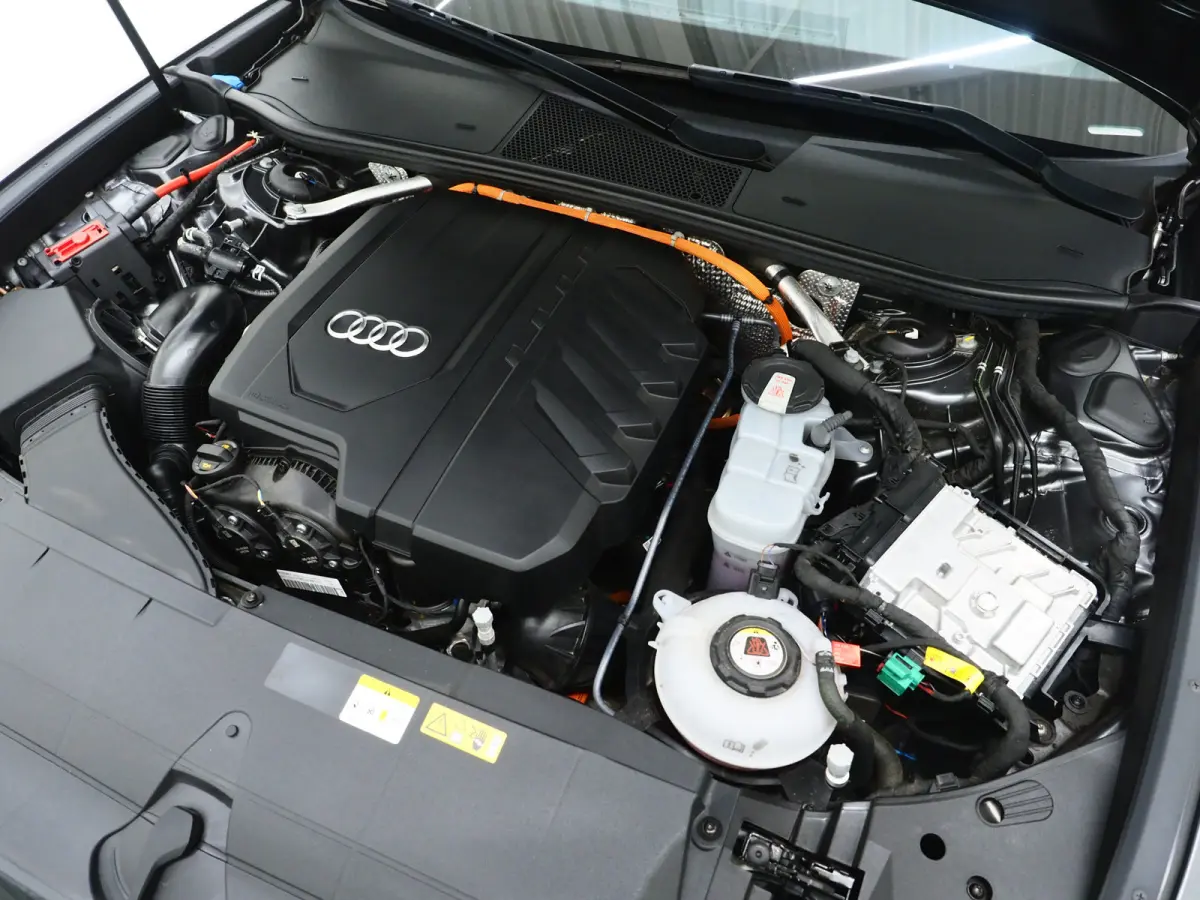 55 TFSI e quattro Competition Full Black | RS Stoelen | B&O Audio | Sfeerlicht | Memory | Camera | Adaptive Cruise