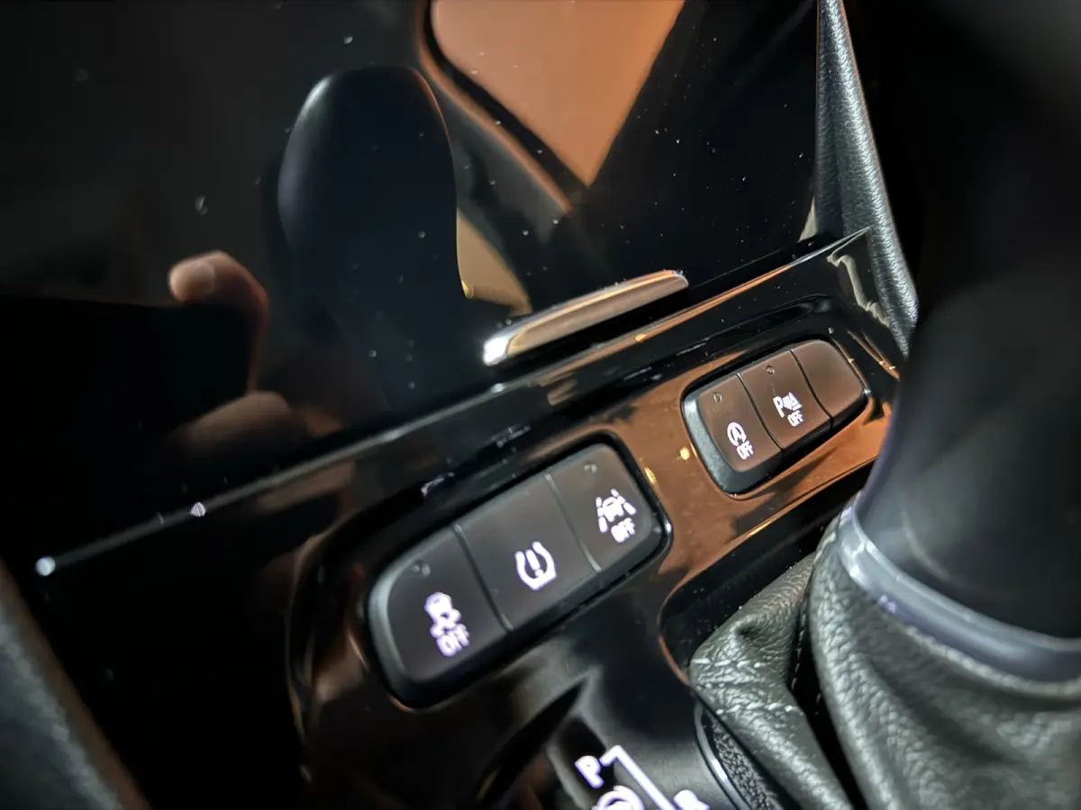 1.6 Turbo Innovation 181PK|Carplay|Camera|Cruise|Navi|LED|Lane Assist|Dealer onderhouden