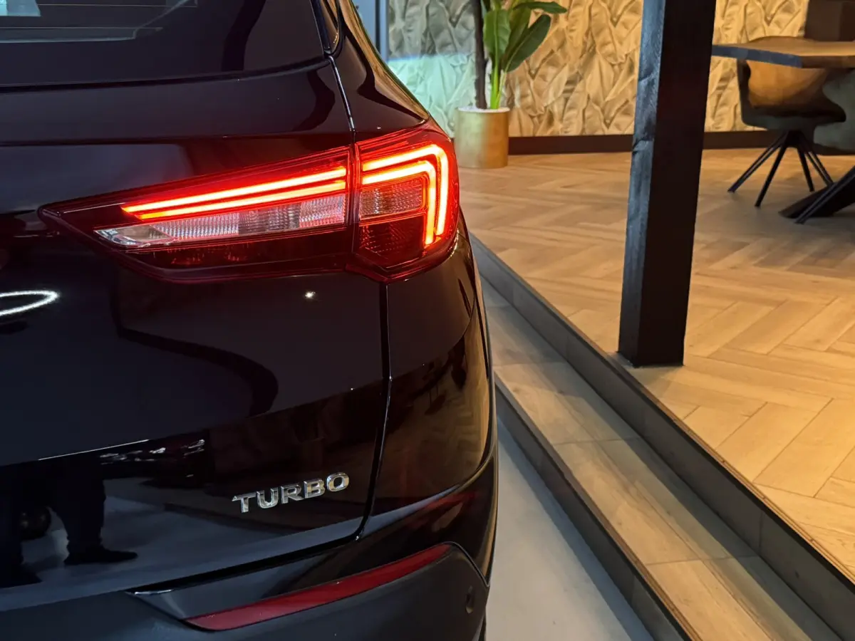1.6 Turbo Innovation 181PK|Carplay|Camera|Cruise|Navi|LED|Lane Assist|Dealer onderhouden