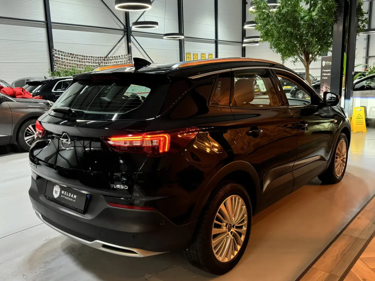 1.6 Turbo Innovation 181PK|Carplay|Camera|Cruise|Navi|LED|Lane Assist|Dealer onderhouden