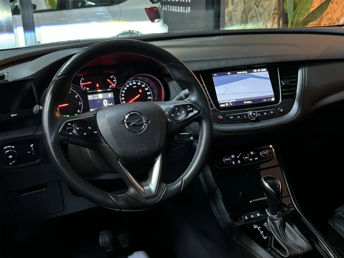 1.6 Turbo Innovation 181PK|Carplay|Camera|Cruise|Navi|LED|Lane Assist|Dealer onderhouden
