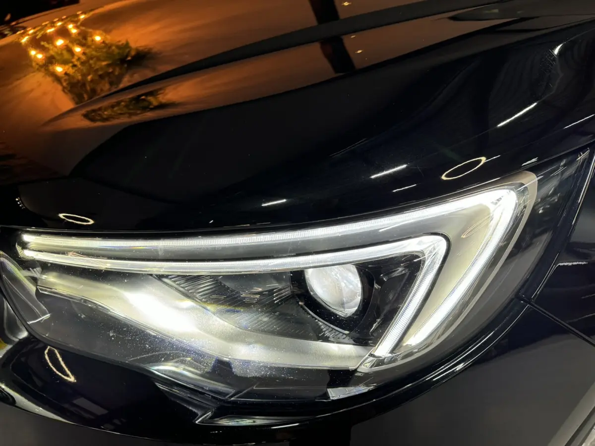 1.6 Turbo Innovation 181PK|Carplay|Camera|Cruise|Navi|LED|Lane Assist|Dealer onderhouden