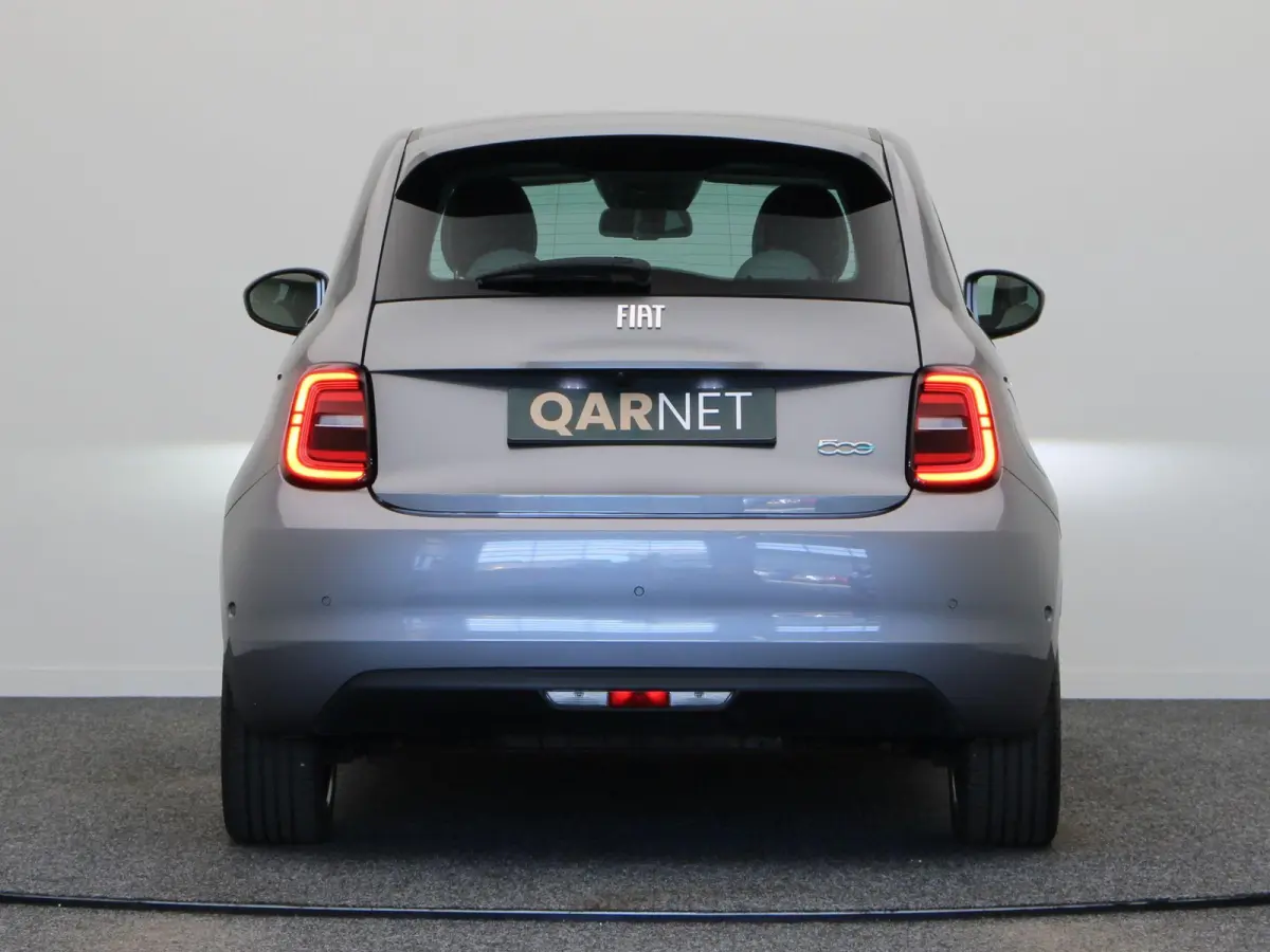 3+1 La Prima 42 kWh | Panoramisch dak | 94% accu score | Stoelverwarming | Lane assist |