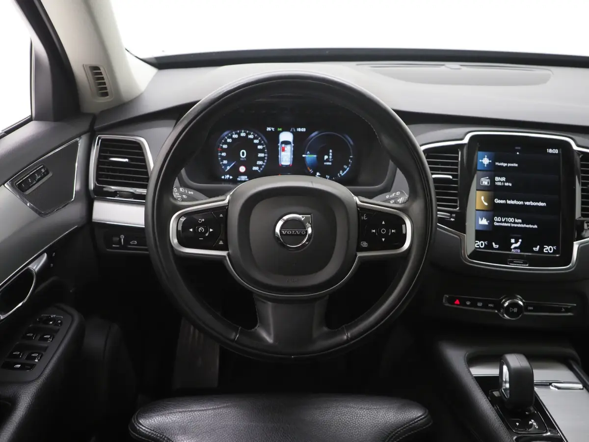 2.0 T8 Recharge AWD Inscription 7p Long range | Leder | Trekhaak | Pilot Assist | Memory | Camera | Keyless | BLIS | Carplay