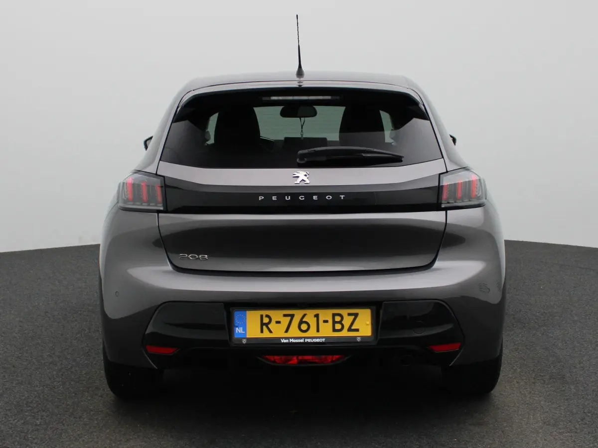 1.2 PureTech Allure Pack | Apple Carplay / Android Auto | Achteruitrijcamera | Parkeersensoren | Climate Control |