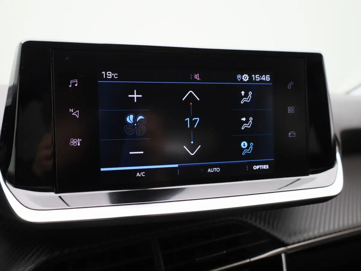 1.2 PureTech Allure Pack | Apple Carplay / Android Auto | Achteruitrijcamera | Parkeersensoren | Climate Control |