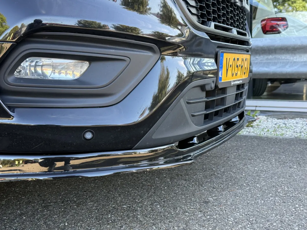 320 2.0 TDCI L2H1 Raptor | ZB-Edition | Leder | Camera | Navi | Carplay