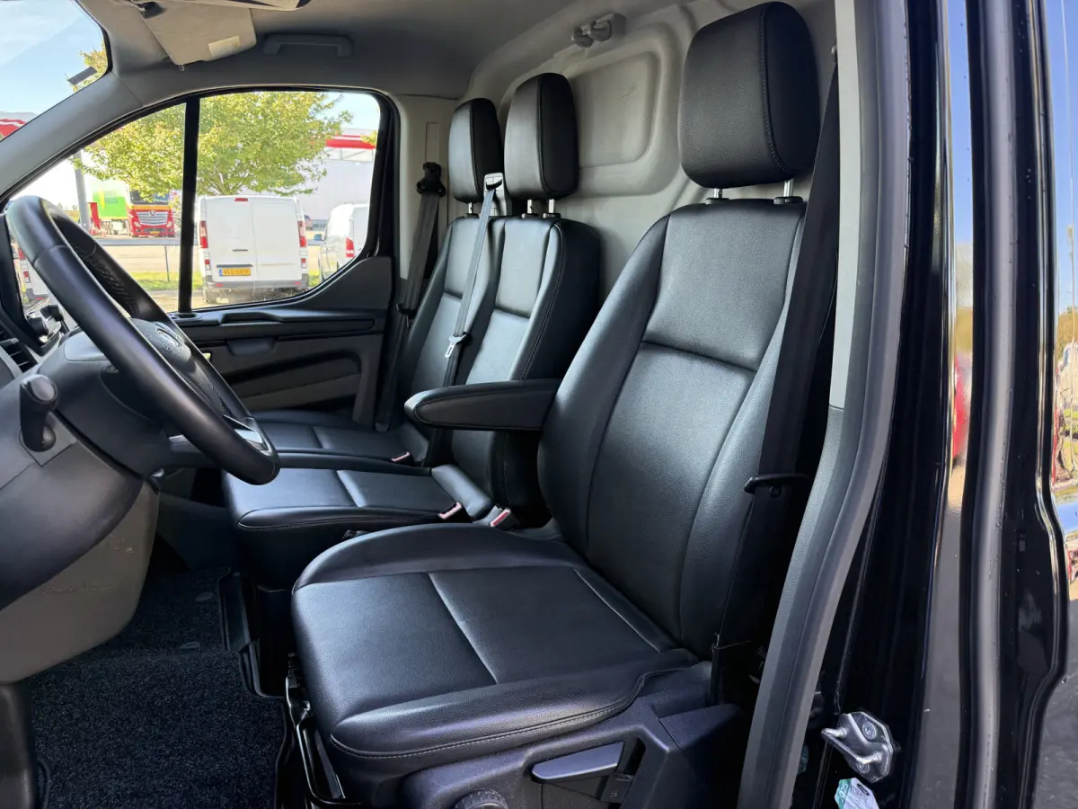 320 2.0 TDCI L2H1 Raptor | ZB-Edition | Leder | Camera | Navi | Carplay