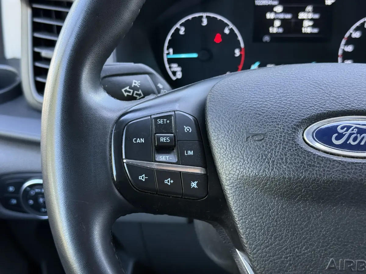 320 2.0 TDCI L2H1 Raptor | ZB-Edition | Leder | Camera | Navi | Carplay