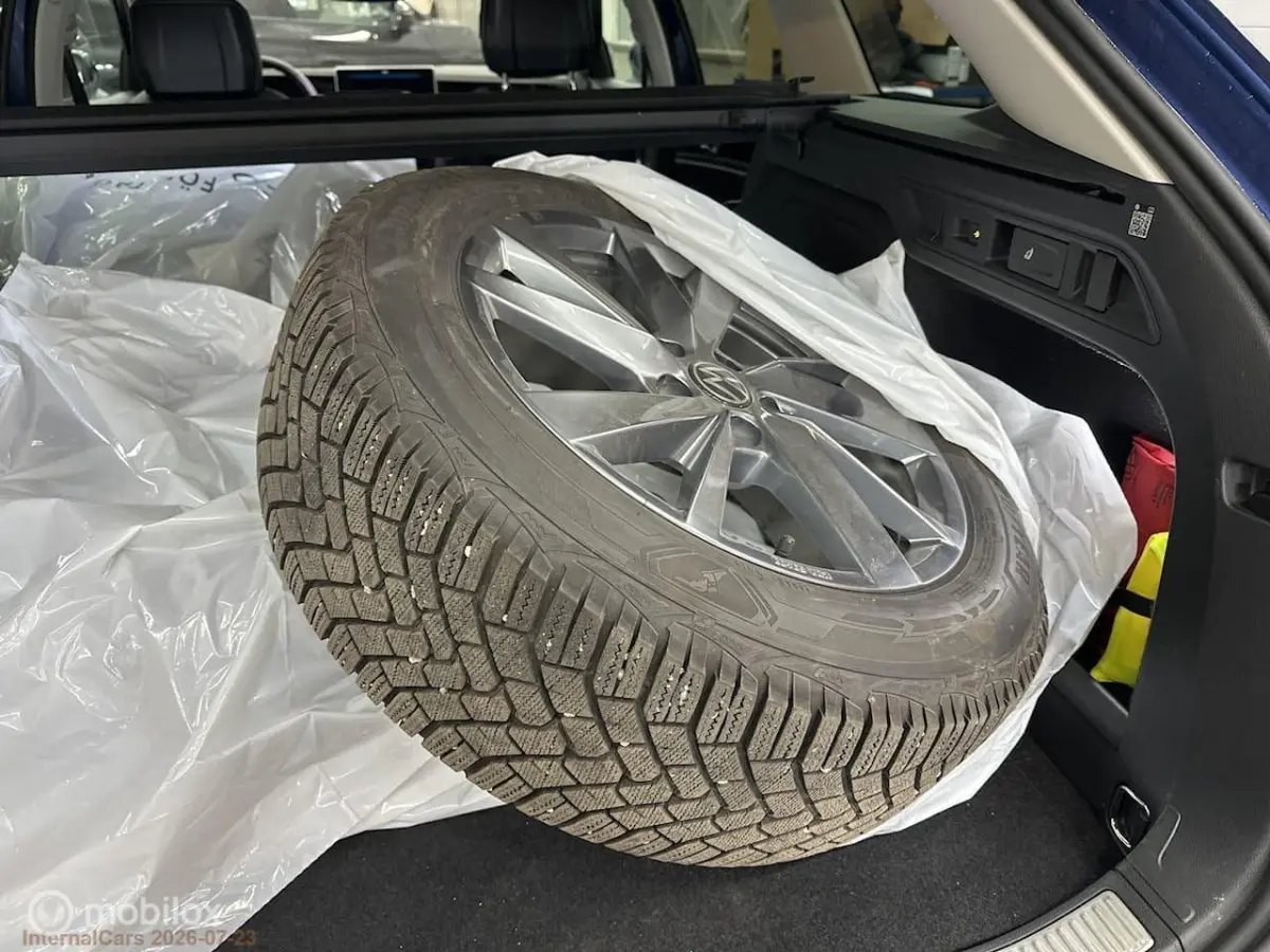 1.5 eHybrid Business 272 pk, trekh