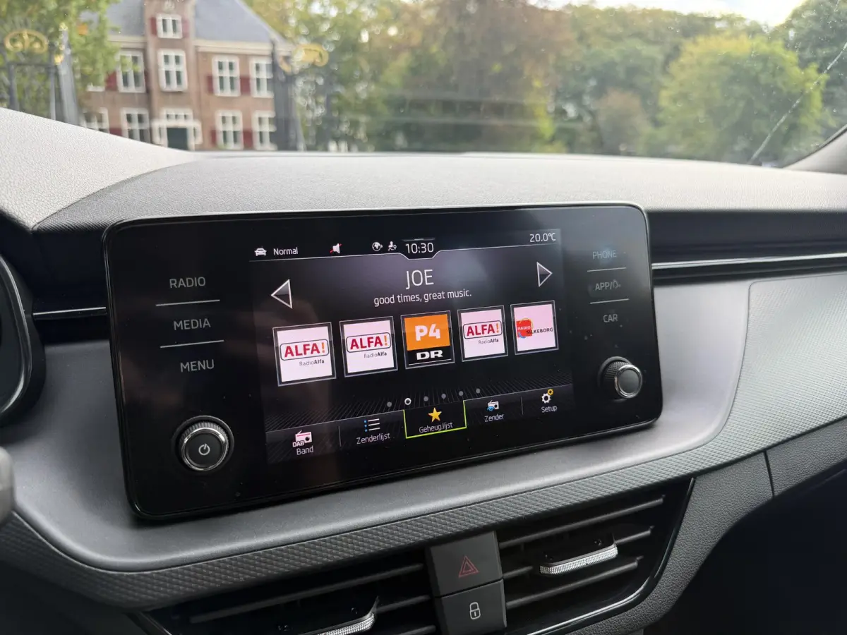 1.5 TSI ACT Sport Business | 150 PK | DSG | PDC | CarPlay | LED | Geen Afleverkosten |