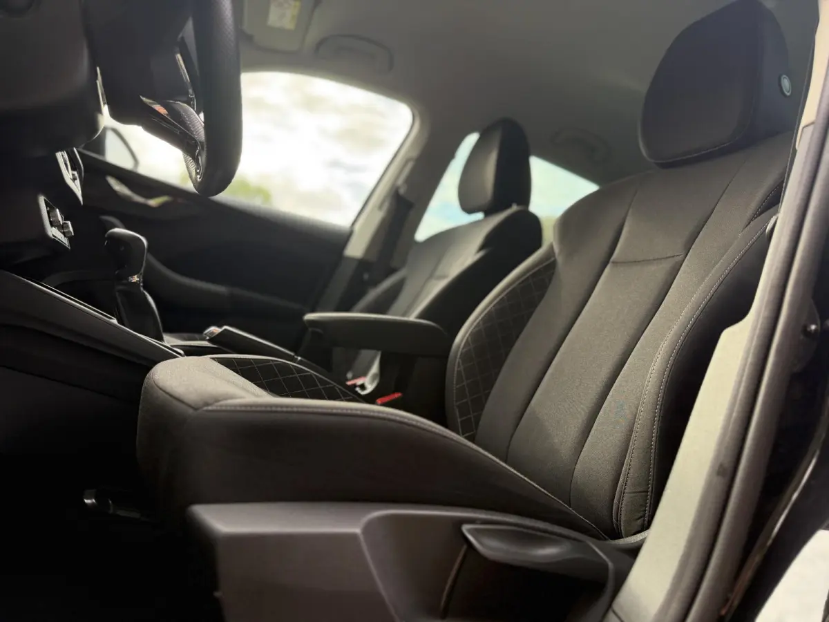 1.5 TSI ACT Sport Business | 150 PK | DSG | PDC | CarPlay | LED | Geen Afleverkosten |