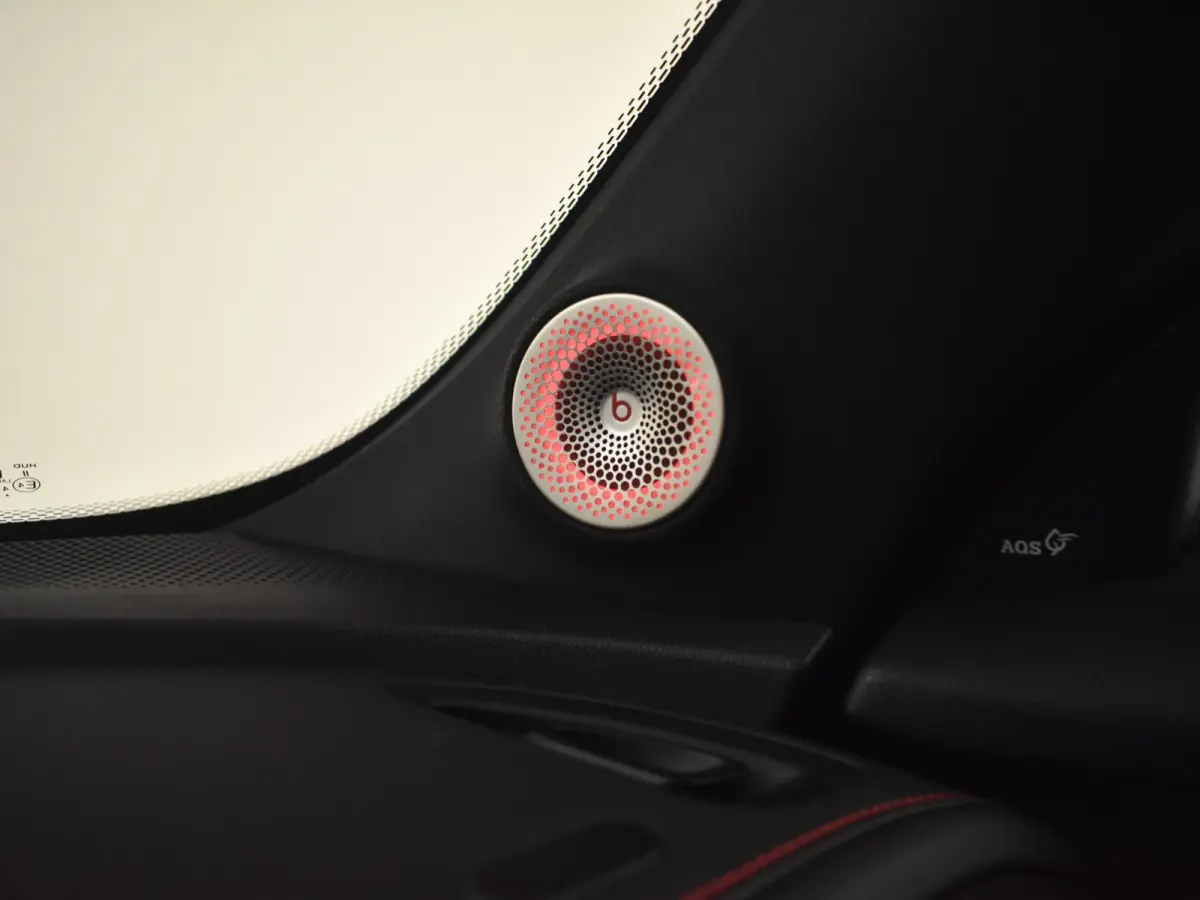 BRABUS 66 kWh l 428pk! l 360gr Camera l Side Assist l Stoel en stuurverwarming l BEATS Audio l Alcantara bekleding l