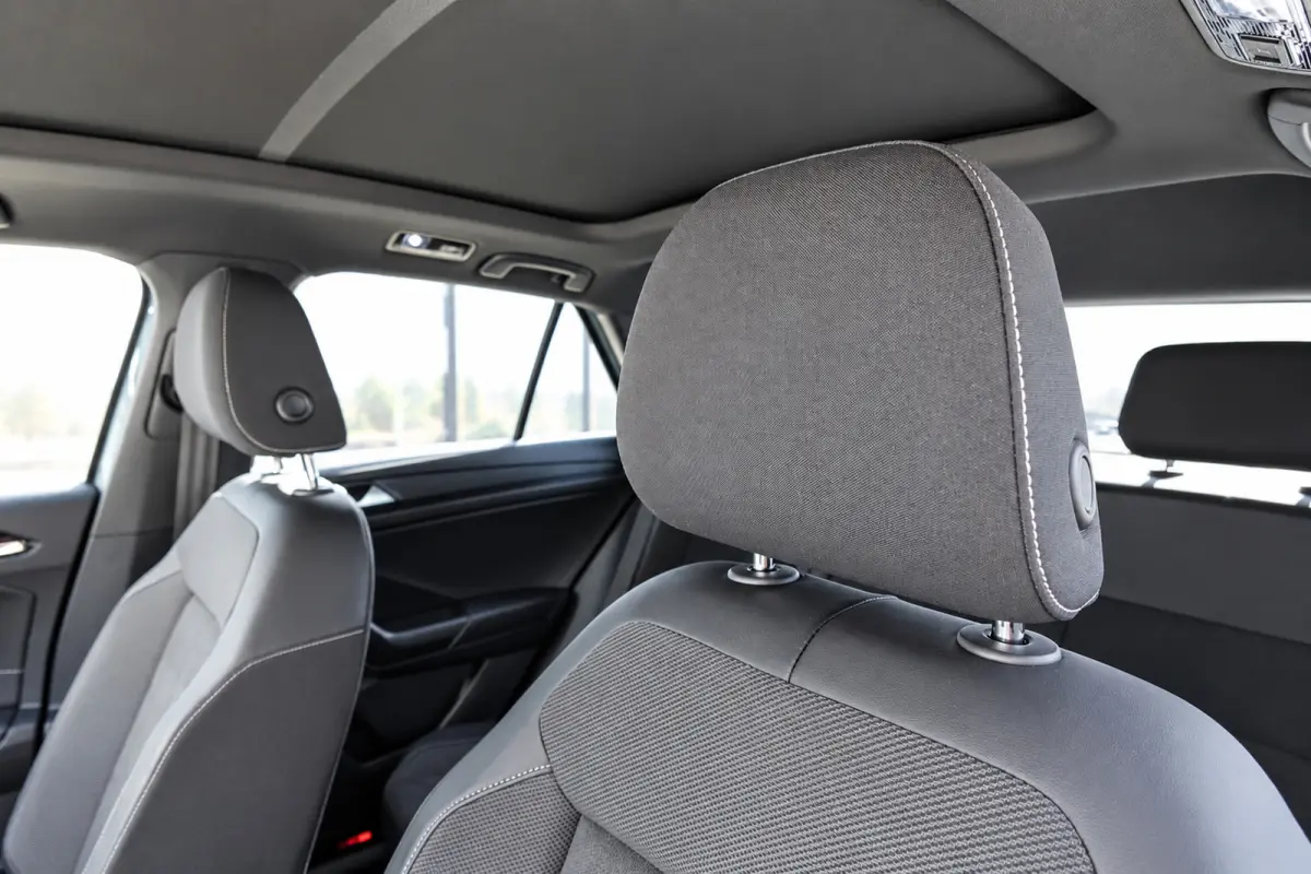 1.5 TSI R-Line Business+ PANO IQ.LIGHT ACC VOL