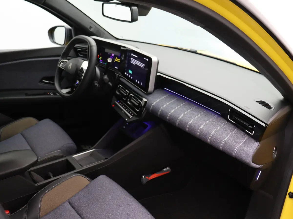 comfort range techno 52 kWh | Stoel- en stuurwielverarming | 18" chrono LMV | Achteruitrijcamera |