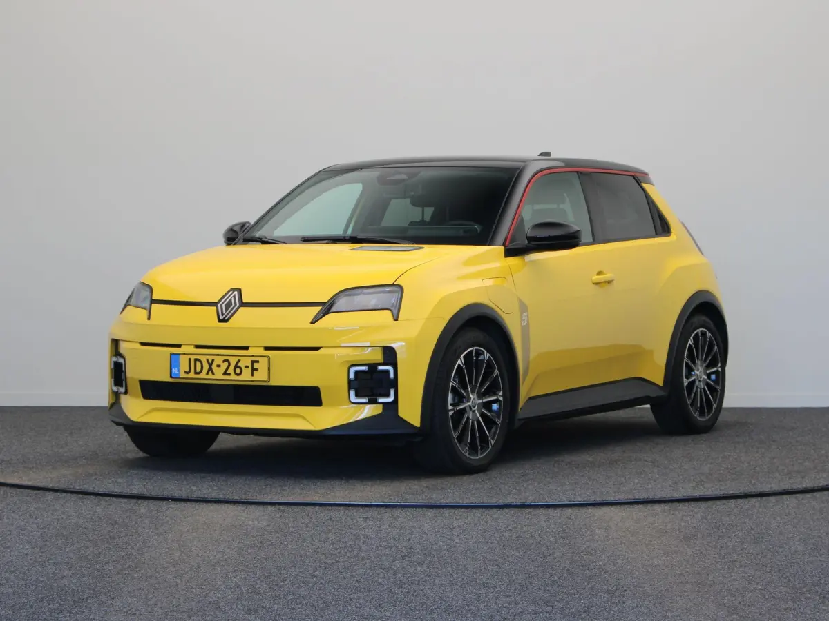 comfort range techno 52 kWh | Stoel- en stuurwielverarming | 18" chrono LMV | Achteruitrijcamera |
