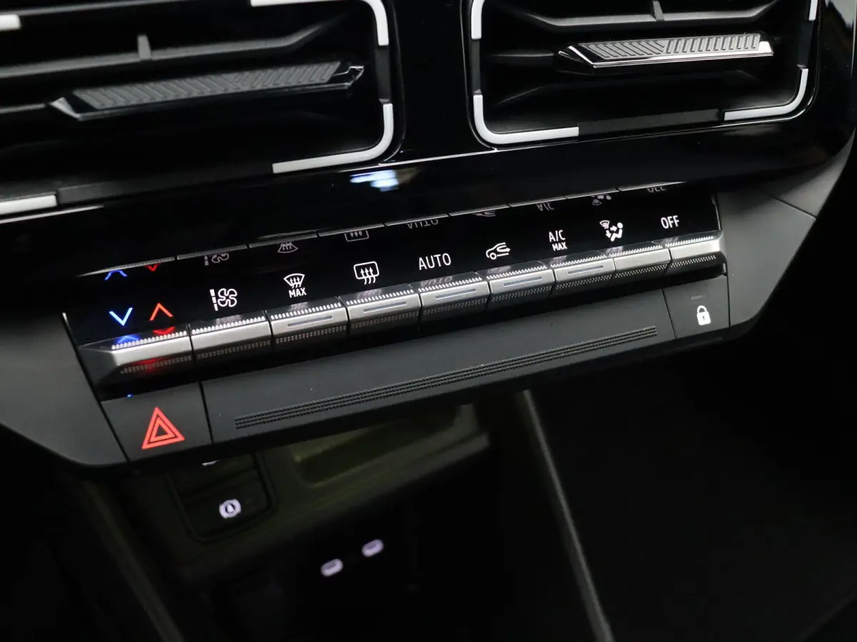 comfort range techno 52 kWh | Stoel- en stuurwielverarming | 18" chrono LMV | Achteruitrijcamera |