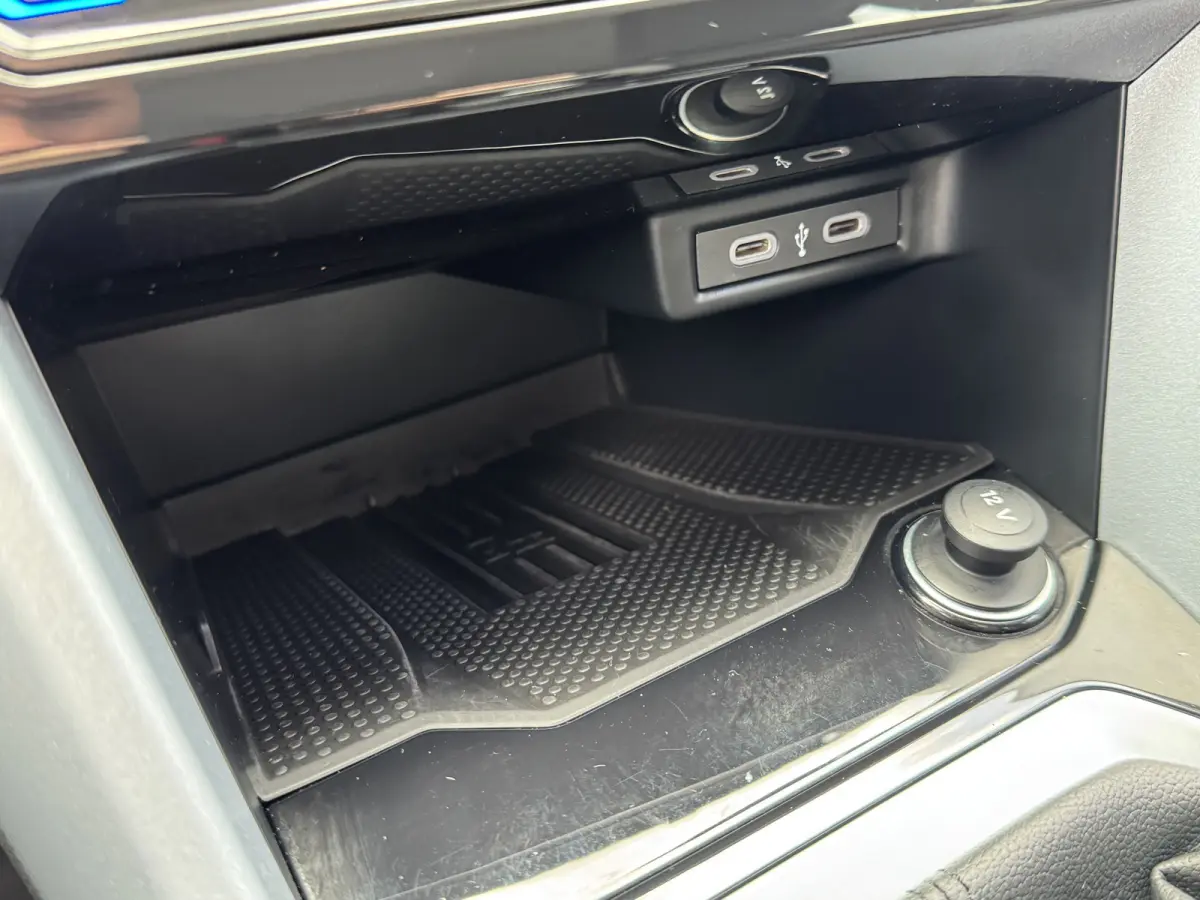 TSI 115PK LIFE GOAL EDITION NAVI/CARPLAY/PDC