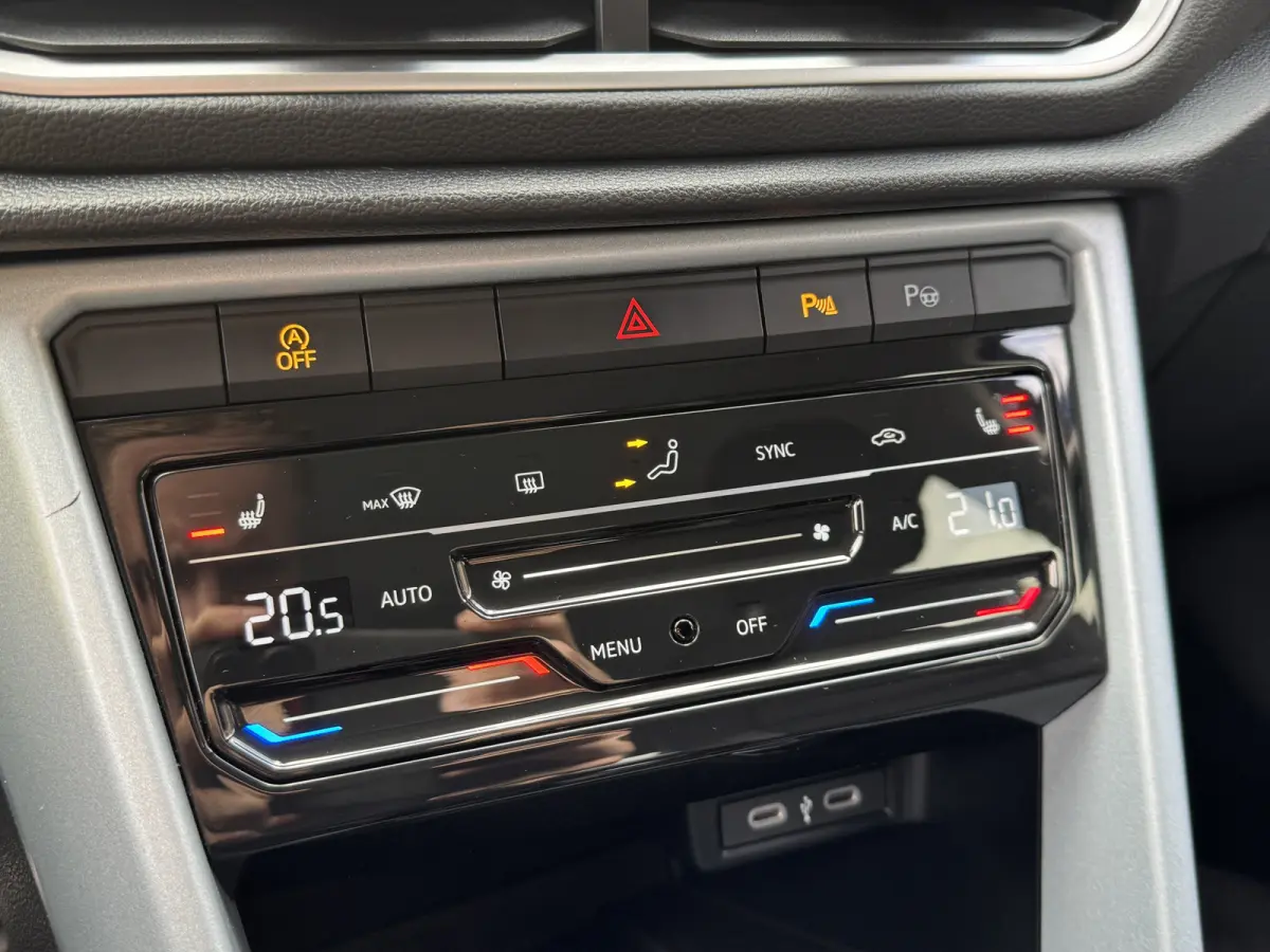 TSI 115PK LIFE GOAL EDITION NAVI/CARPLAY/PDC