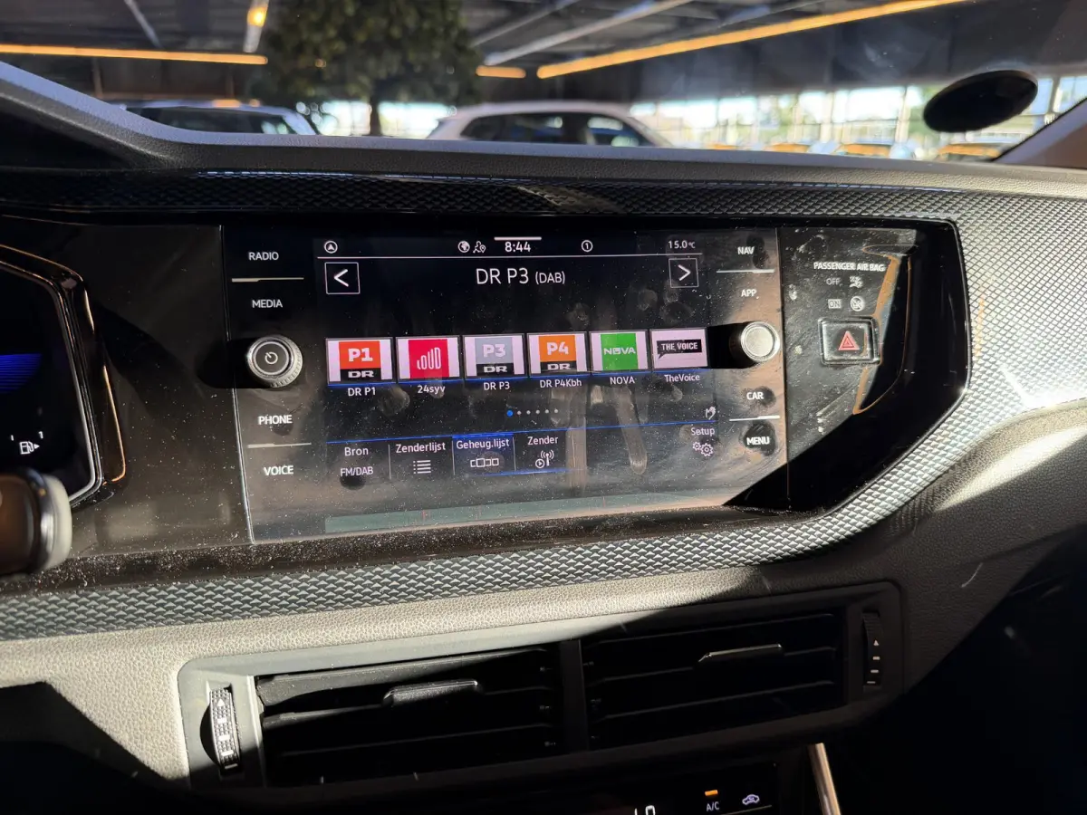 1.0 TSI Life Business | Camera | Adaptive | CarPlay |
