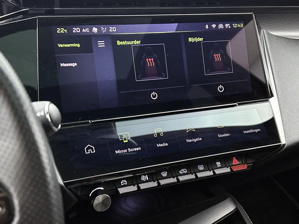 1.2 PureTech GT Pack Business | Automaat | Apple Carplay / Android Auto | Panoramadak | Achteruitrijcamera | Parkeersensoren |