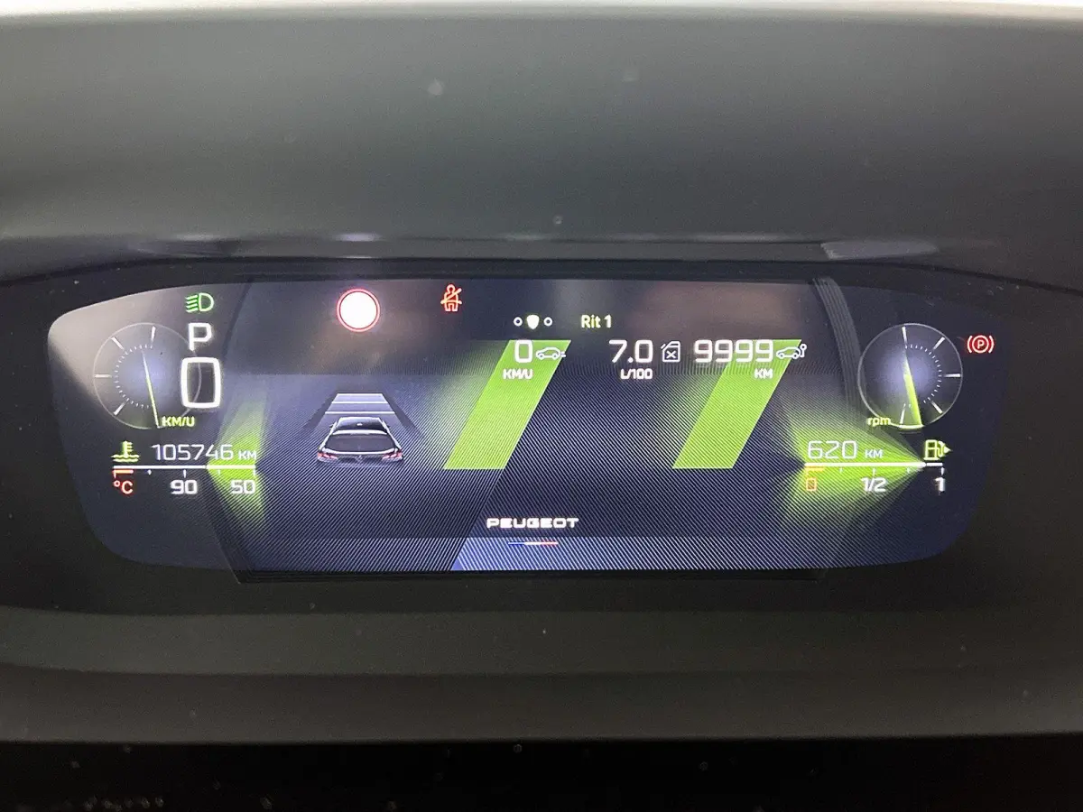 1.2 PureTech GT Pack Business | Automaat | Apple Carplay / Android Auto | Panoramadak | Achteruitrijcamera | Parkeersensoren |