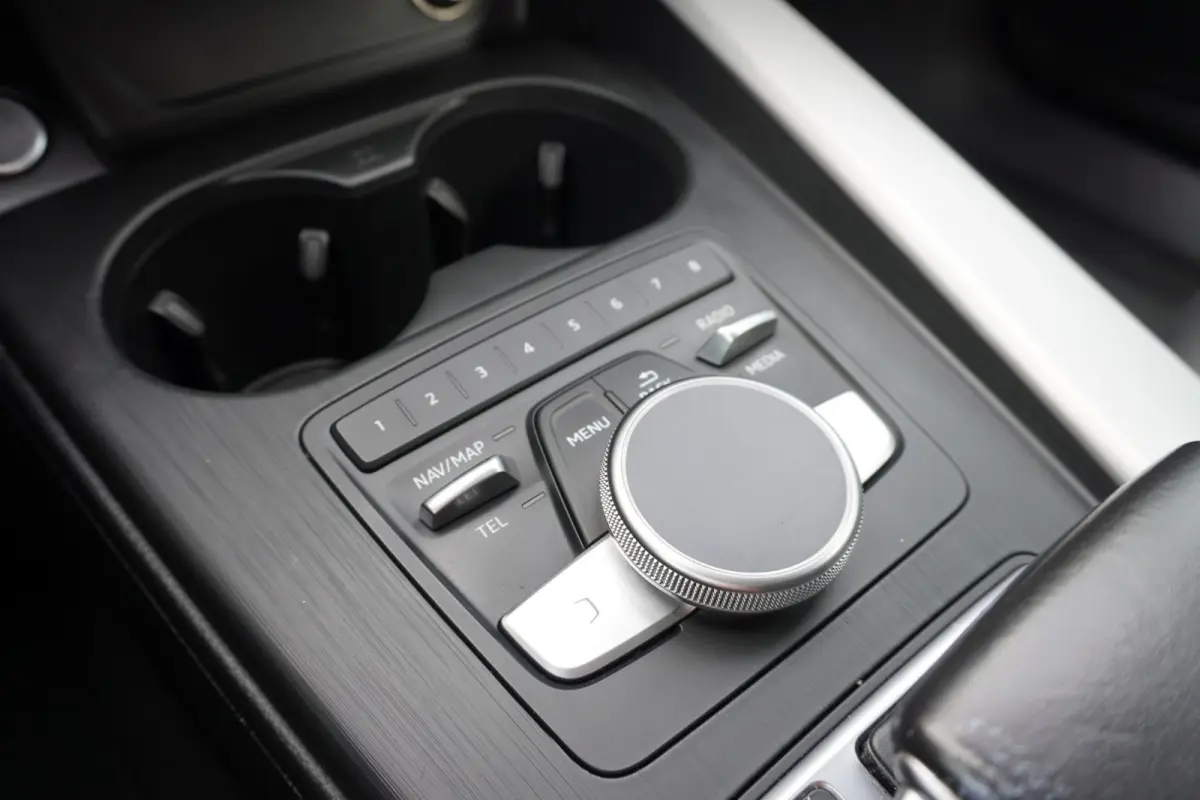2.0 TFSI ultra Pro Line Automaat | Navigatie | Elek. Pakket | Zwart | Origineel NL | Inruil mogelijk