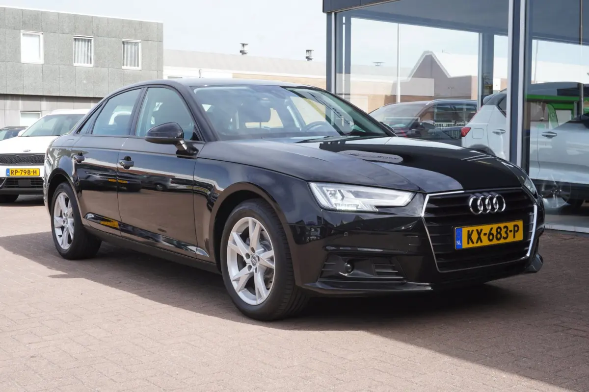2.0 TFSI ultra Pro Line Automaat | Navigatie | Elek. Pakket | Zwart | Origineel NL | Inruil mogelijk