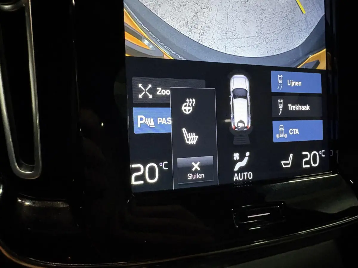 1.5 T5 PHEV Ultimate Dark|Trekhaak|Camera|Carplay