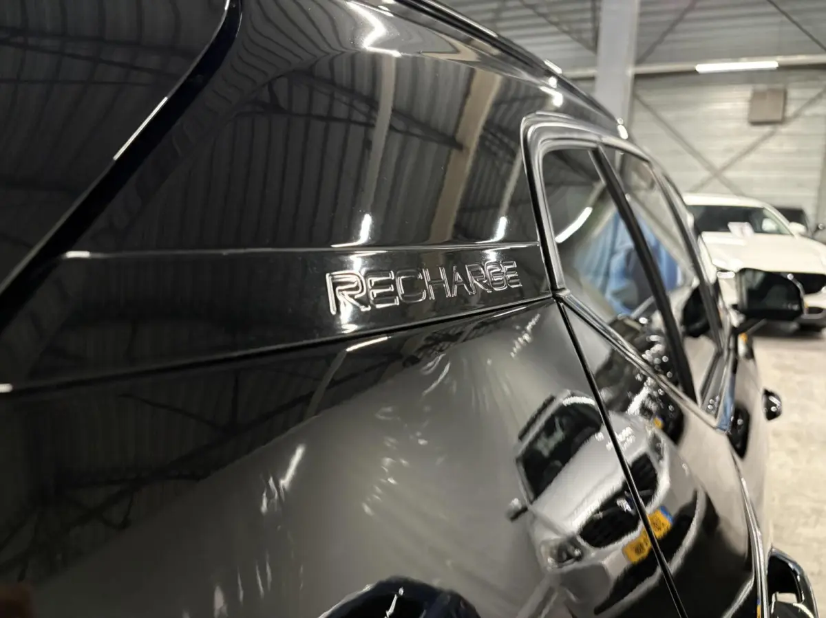 1.5 T5 PHEV Ultimate Dark|Trekhaak|Camera|Carplay