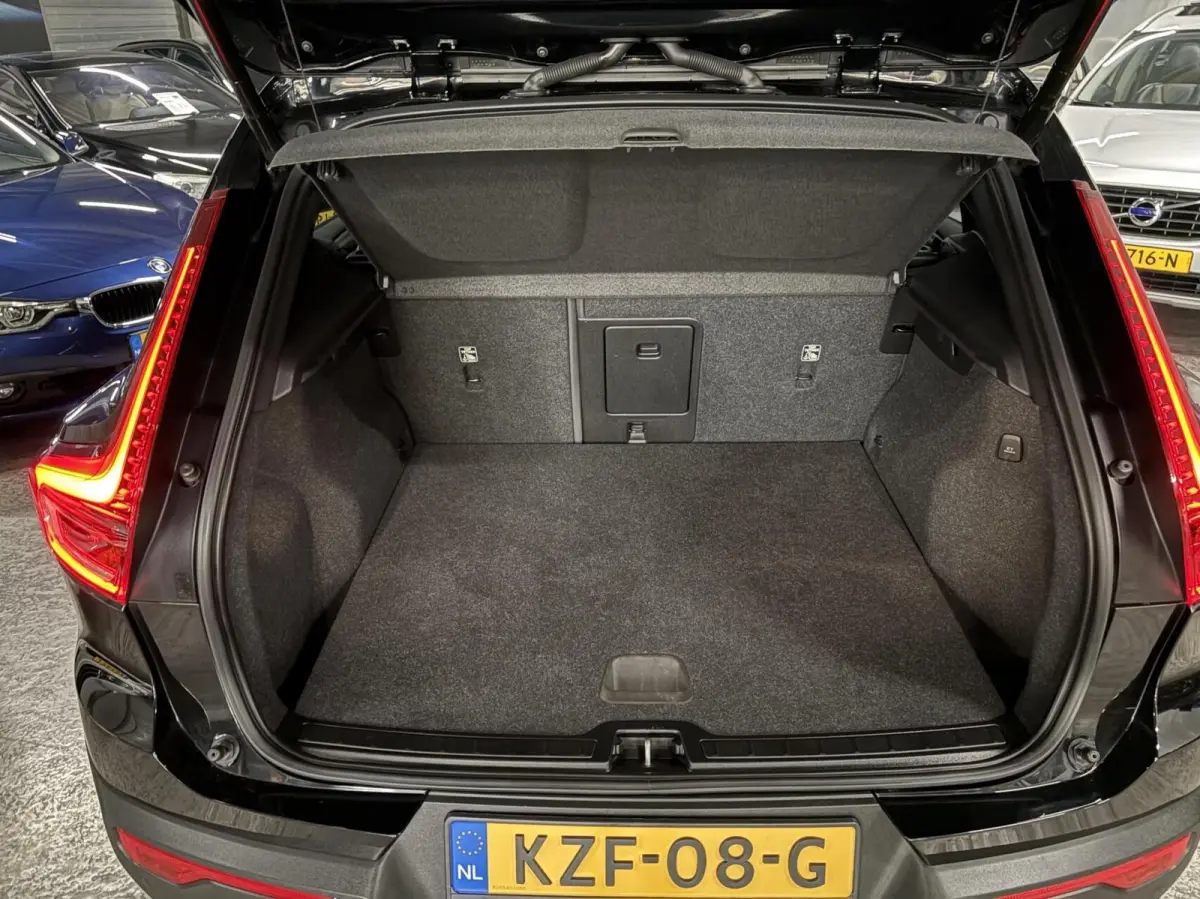 1.5 T5 PHEV Ultimate Dark|Trekhaak|Camera|Carplay