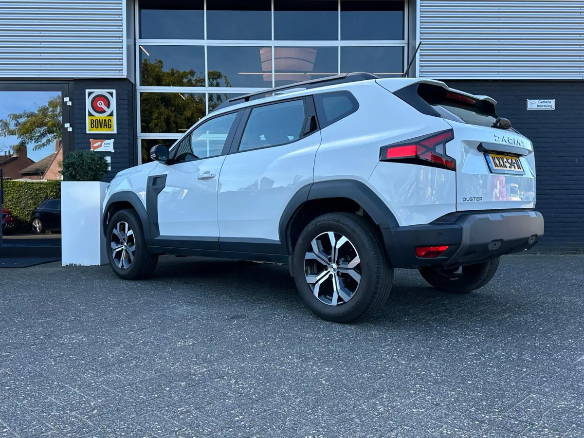 100 ECO-G Expression, Airco, Camera, CarPlay, Cruise, Virtual Cockpit, Bluetooth, DAB, Safety, Fabrieksgarantie