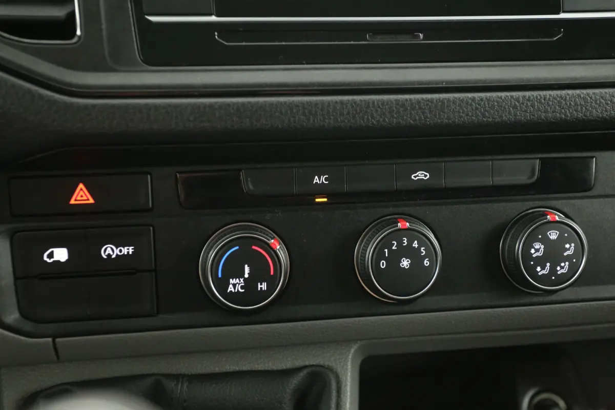 2.0 TDI L3H2 140PK | Airco | Carplay | Parkeersens. | Elektrpakket